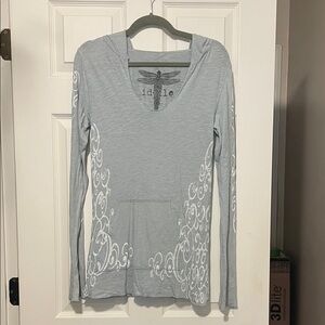 Women's Light Gray Long Sleeve Top with White Patterns